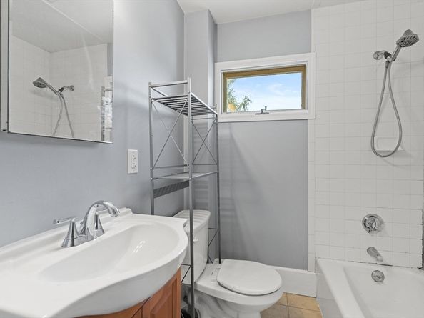 7 Carter Rd, Braintree MA 02184