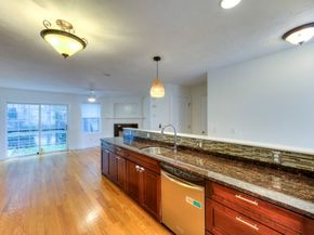 38 Johnson St, Worcester MA 01604