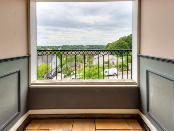 38 Johnson St, Worcester MA 01604