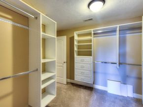 38 Johnson St, Worcester MA 01604