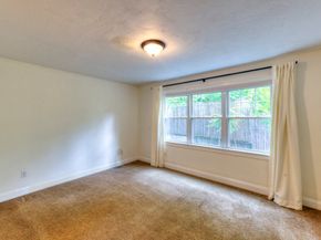 38 Johnson St, Worcester MA 01604