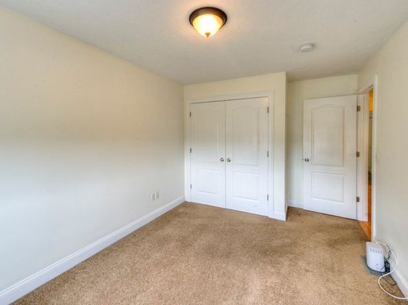 38 Johnson St, Worcester MA 01604