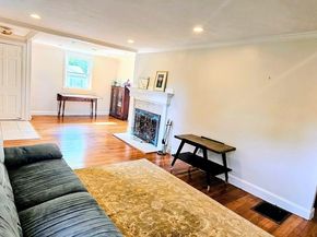 250 Woodcliff Rd, Newton MA 02461