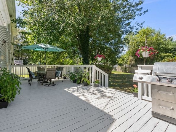 5 Hope Lane, Dedham MA 02026