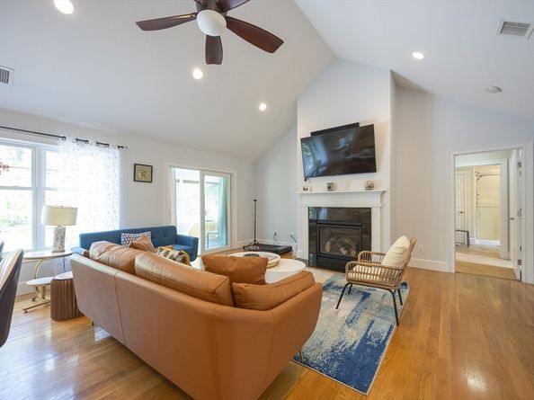 5 Spinnaker Ln, Marion MA 02738