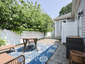 5 Spinnaker Ln, Marion MA 02738