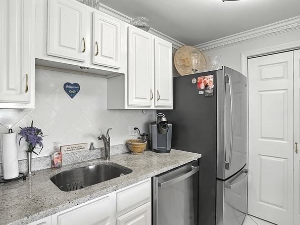 150 Staniford St 1009, Boston MA 02114
