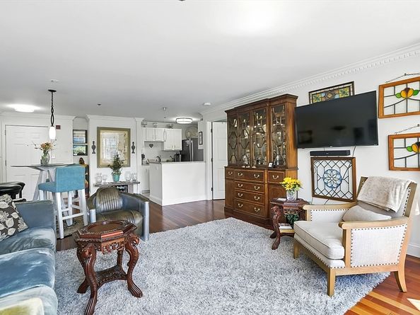 150 Staniford St 1009, Boston MA 02114