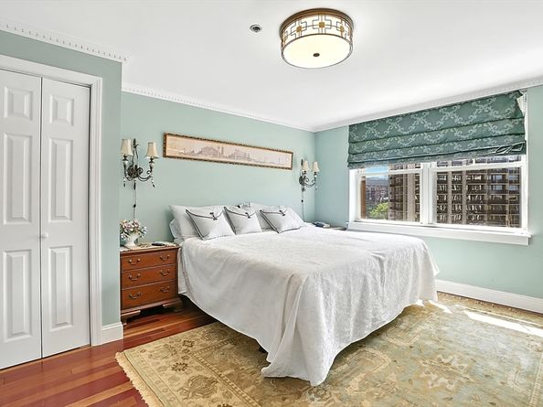 150 Staniford St 1009, Boston MA 02114