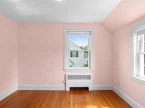 5 Sunset Rd, Salem MA 01970