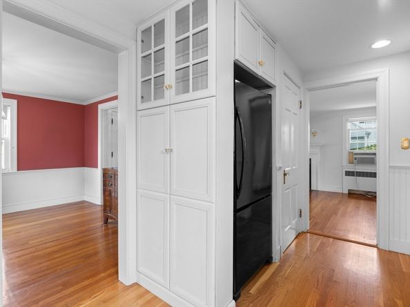5 Sunset Rd, Salem MA 01970