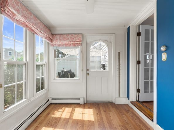 5 Sunset Rd, Salem MA 01970