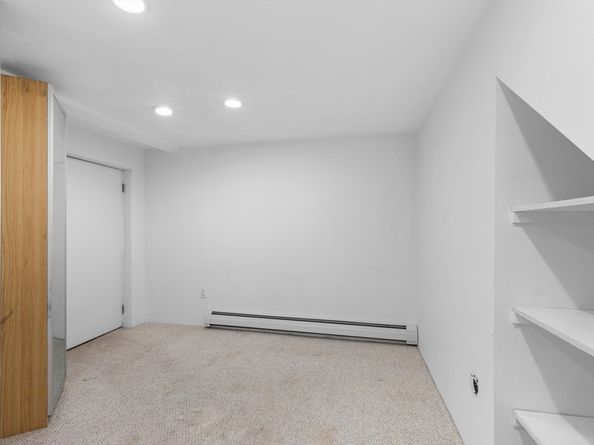 5 Sunset Rd, Salem MA 01970