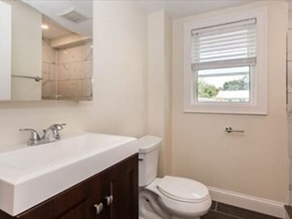 77 Rock Glen Rd, Medford MA 02155