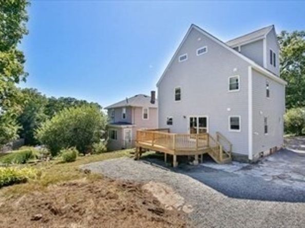 77 Rock Glen Rd, Medford MA 02155