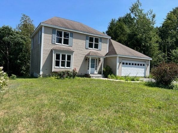 12 Walden Ct, Leominster MA 01453