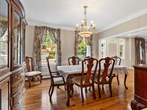 4 Mcdonald Farm Rd, Wakefield MA 01880