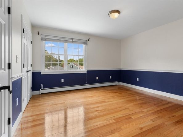 4 Mcdonald Farm Rd, Wakefield MA 01880