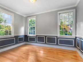 4 Mcdonald Farm Rd, Wakefield MA 01880