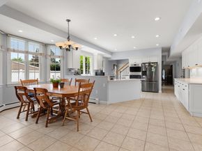 4 Mcdonald Farm Rd, Wakefield MA 01880