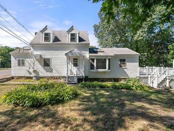 42 Pinehurst, Billerica MA 01821