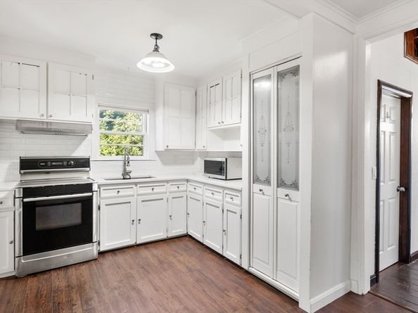 42 Pinehurst, Billerica MA 01821