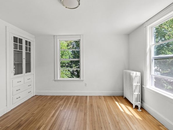 30 Massasoit St, Boston MA 02136