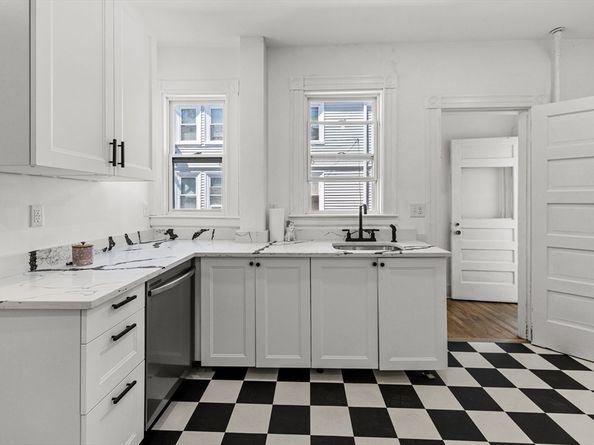 30 Massasoit St, Boston MA 02136