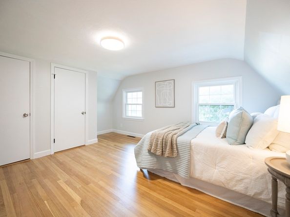 88 Fox Meadow Ln, Dedham MA 02026