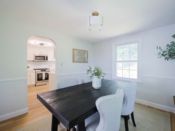 88 Fox Meadow Ln, Dedham MA 02026