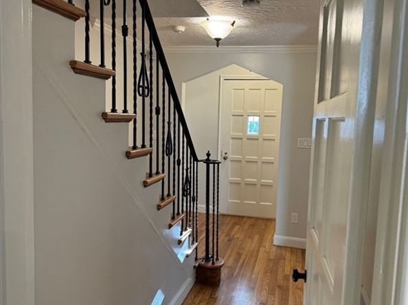 3 Old English Rd, Worcester MA 01609
