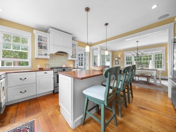 13 Ship Street, Hingham MA 02043