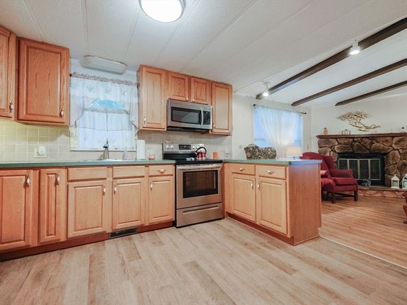 18 American Ave, West Bridgewater MA 02379