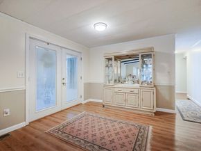 18 American Ave, West Bridgewater MA 02379