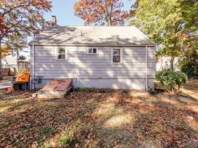 5 Oliver St, Randolph MA 02368