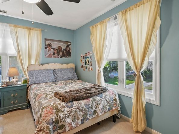39 Pointe Rok Drive 39, Worcester MA 01604