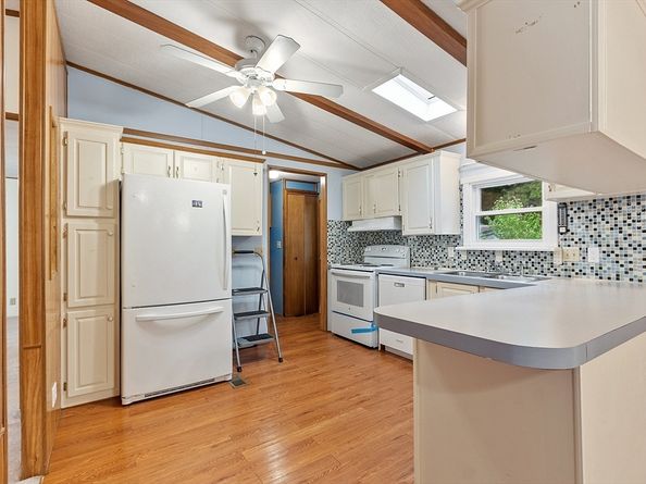 58 Earl Drive, Athol MA 01331