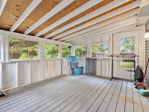 58 Earl Drive, Athol MA 01331