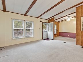 58 Earl Drive, Athol MA 01331