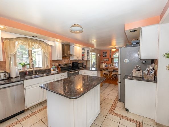 84 Washington Street, Whitman MA 02382