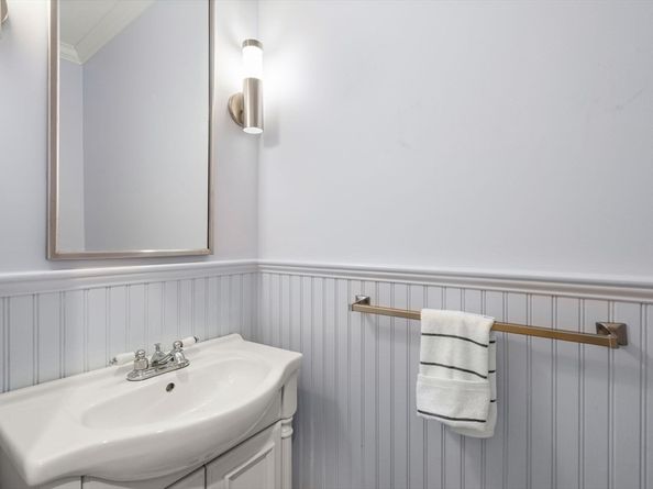 44 Norfolk Street, Needham MA 02492