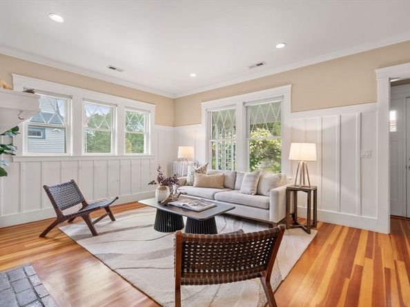 44 Norfolk Street, Needham MA 02492