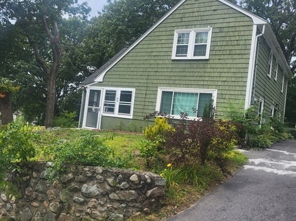 69 Berlin, Dedham MA 02026