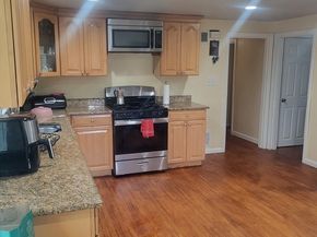69 Berlin, Dedham MA 02026