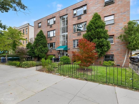 70 Jamaicaway 16, Boston MA 02130