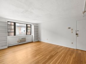 70 Jamaicaway 16, Boston MA 02130
