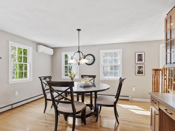 15 Dewey Ave, Wilmington MA 01887