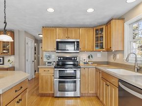 15 Dewey Ave, Wilmington MA 01887