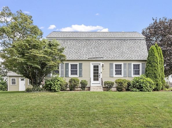 15 Dewey Ave, Wilmington MA 01887