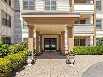 12 Russell Rd